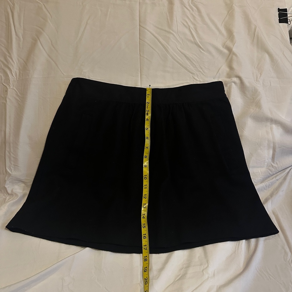 J. Crew Women's Black Wool Mini Skirt 12 Classic Closet Staple - Picture 4 of 7